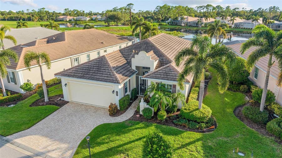 Property photo for 1632 LANCASHIRE DRIVE, Venice, FL