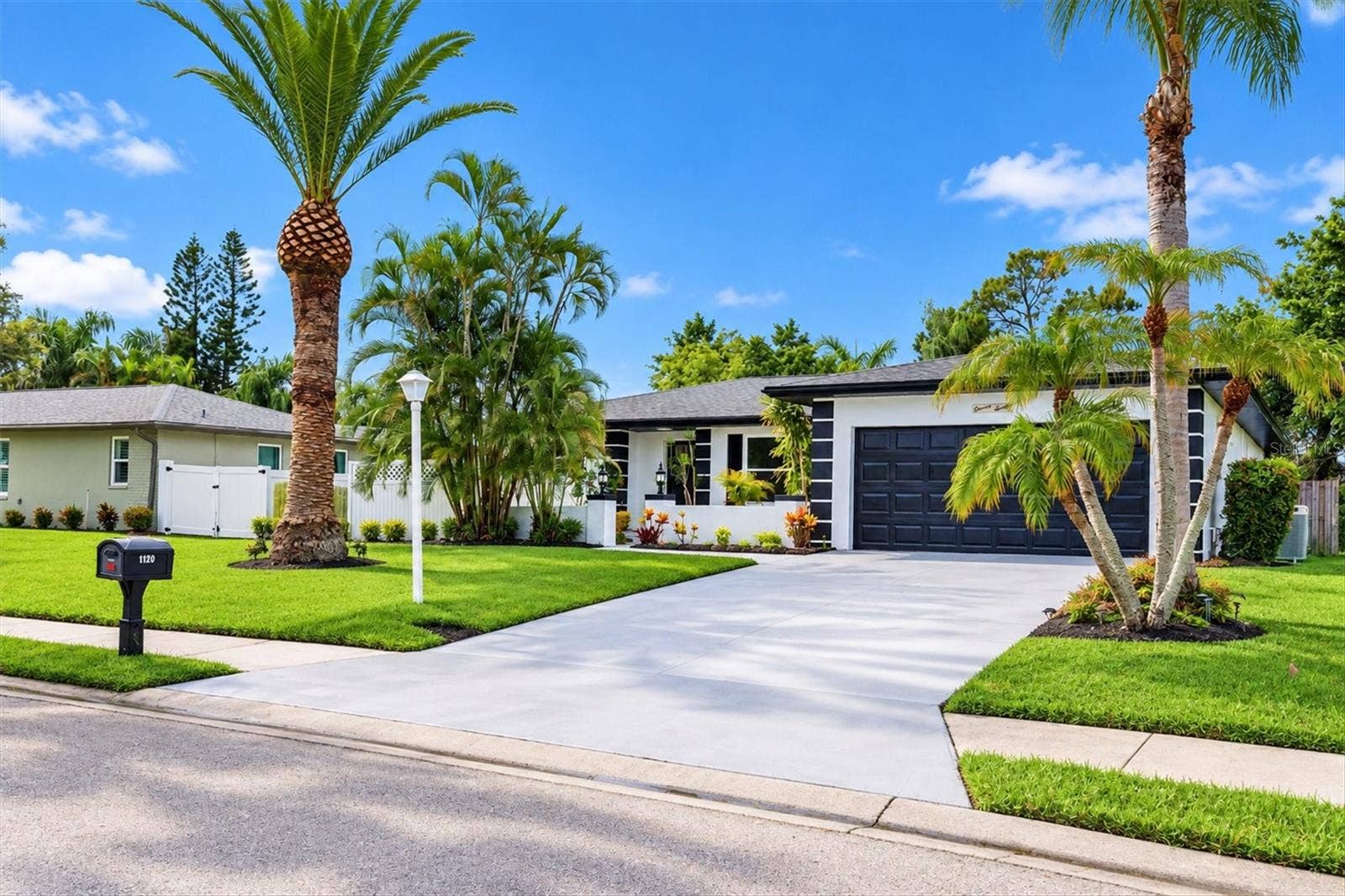1120 78TH STREET NW, Bradenton, FL 34209 1120 78TH STREET NW, Bradenton, FL 34209