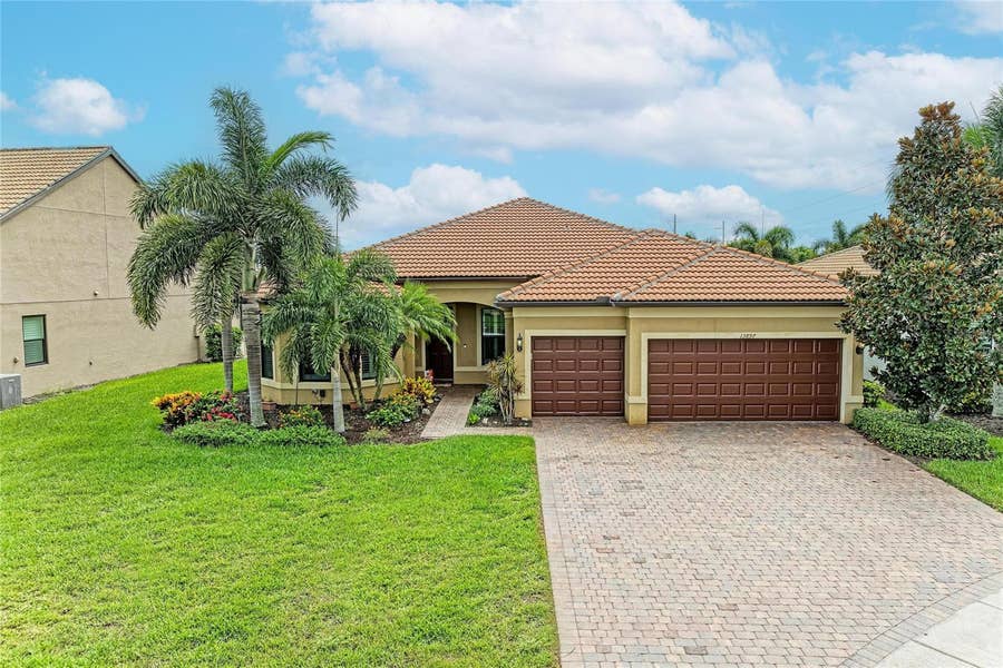Property photo for 13897 UMBRIA STREET, Venice, FL