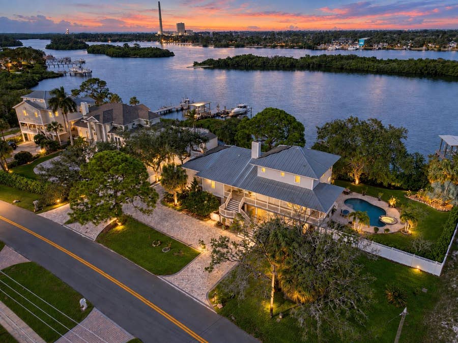 Property photo for 1538 RIVERSIDE DRIVE, Tarpon Springs, FL