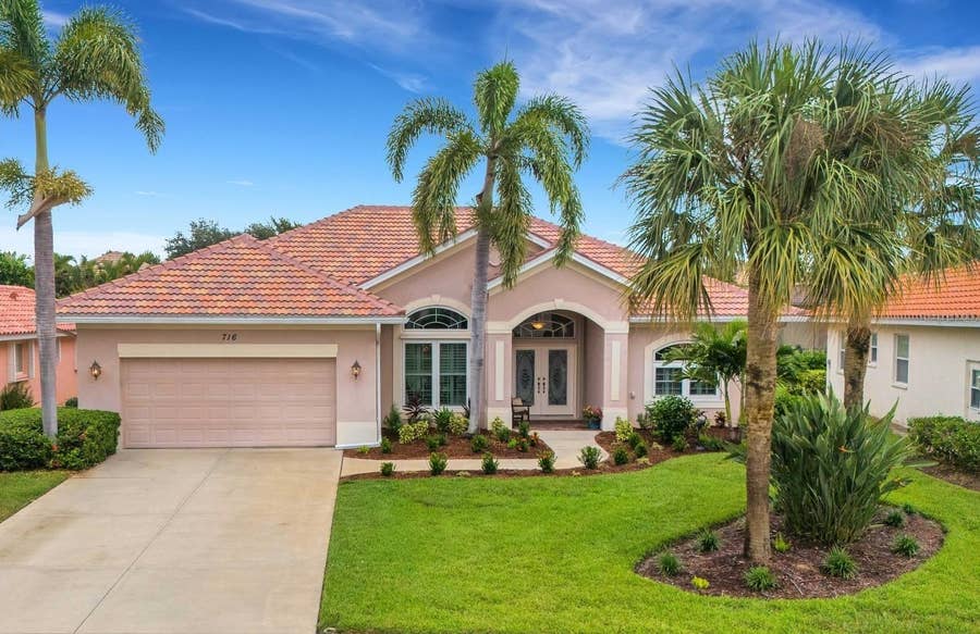 Property photo for 716 SILK OAK DRIVE, Venice, FL