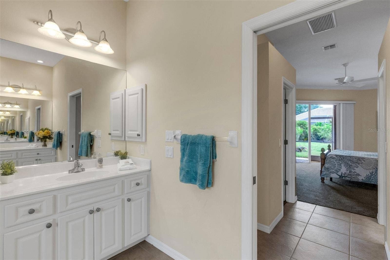 716 SILK OAK DRIVE, Venice, FL 34293