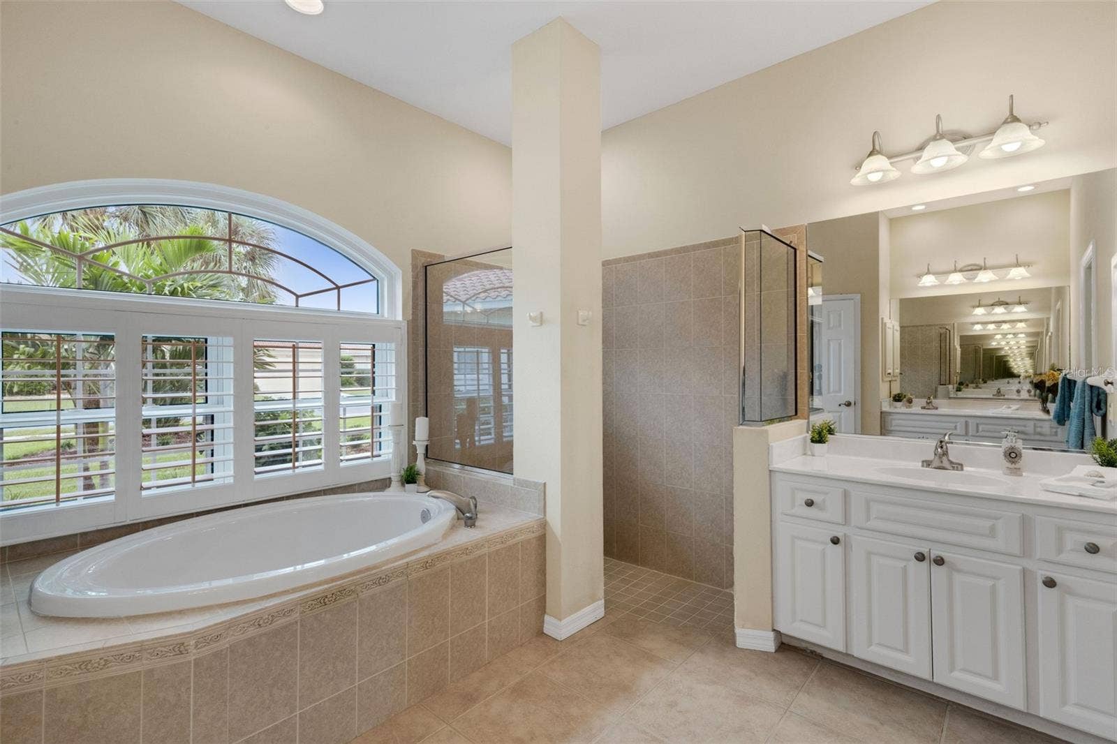 716 SILK OAK DRIVE, Venice, FL 34293