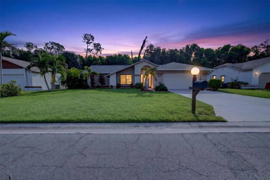 Property photo for 6981 SAINT EDMUNDS LOOP, Fort Myers, FL