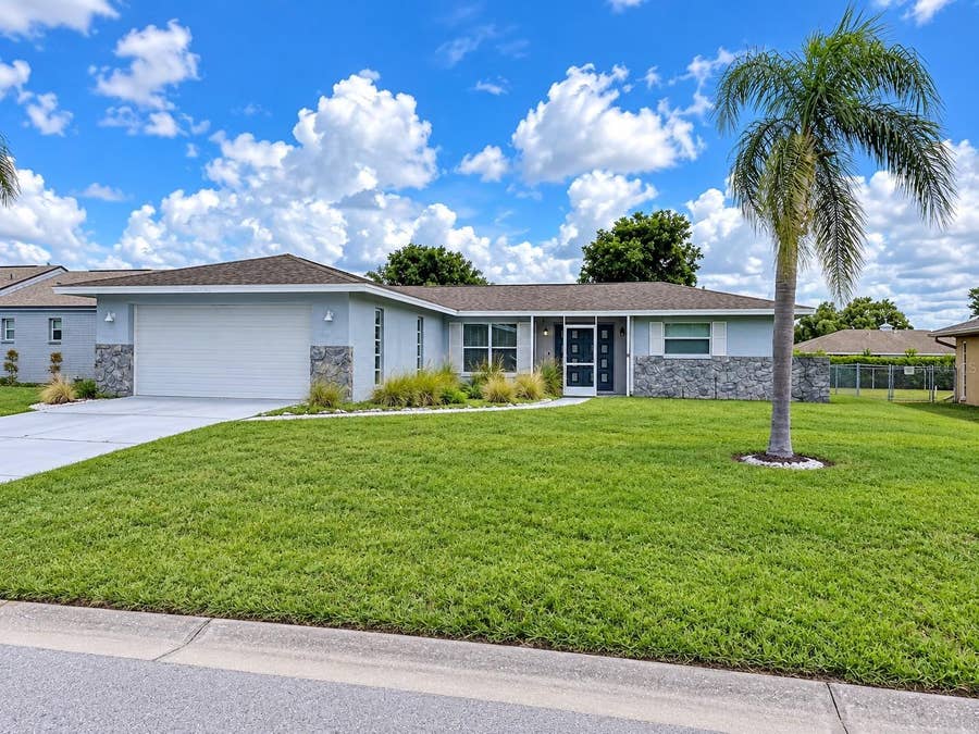 Property photo for 1706 SANDY COURT, Venice, FL
