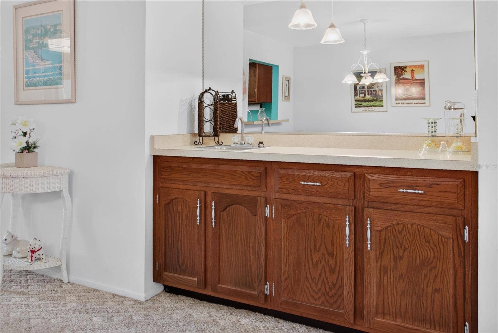 360 THREE LAKES LANE, #H, Venice, FL 34285 Wet bar in dining area for entertaining!