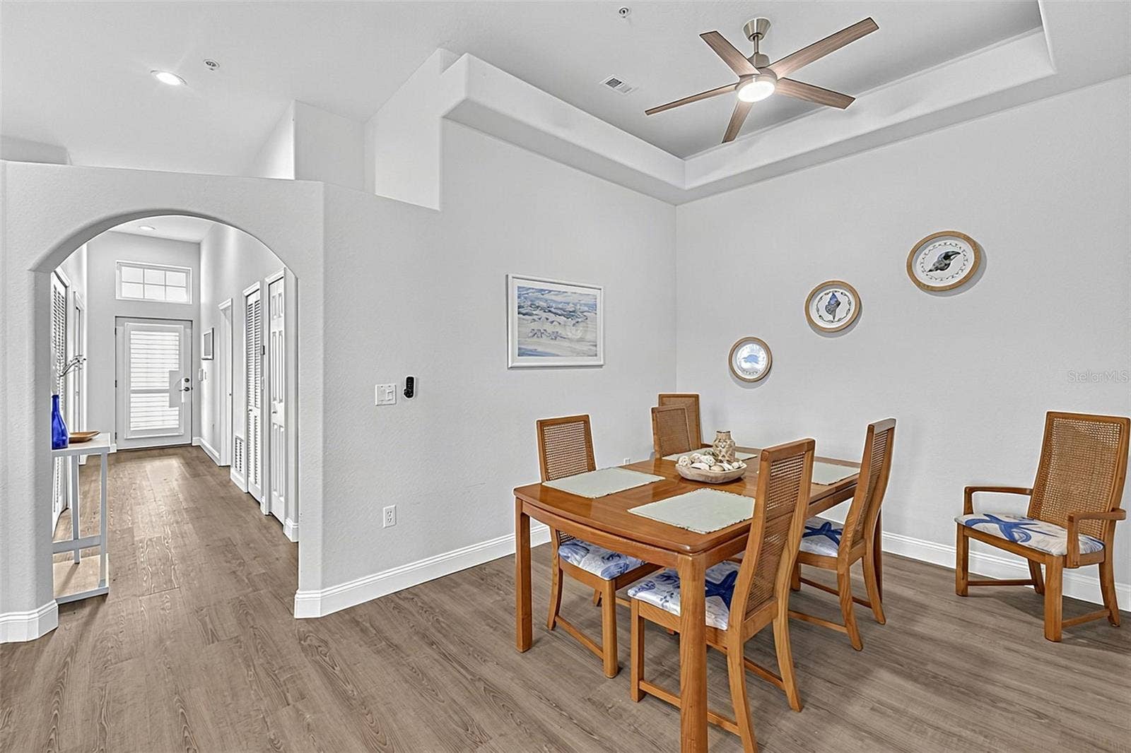 101 NATURES WAY, #1307, Rotonda West, FL 33947 Dining area table hosts 6 chairs