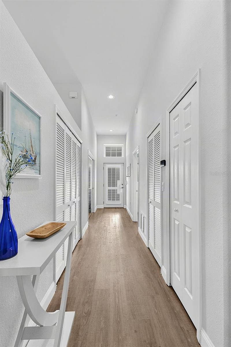 101 NATURES WAY, #1307, Rotonda West, FL 33947 Front Entrance hallway