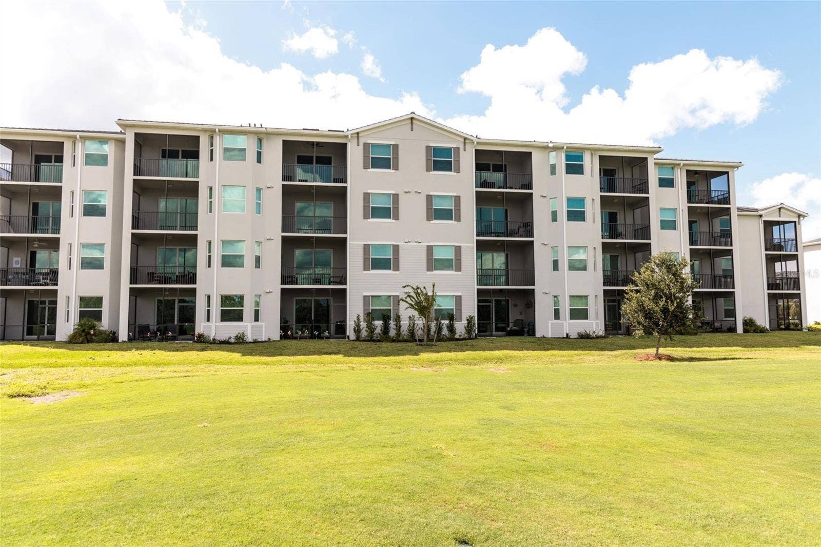 17600 OPAL SAND DRIVE, #402, Venice, FL 34293 Exterior View Back
