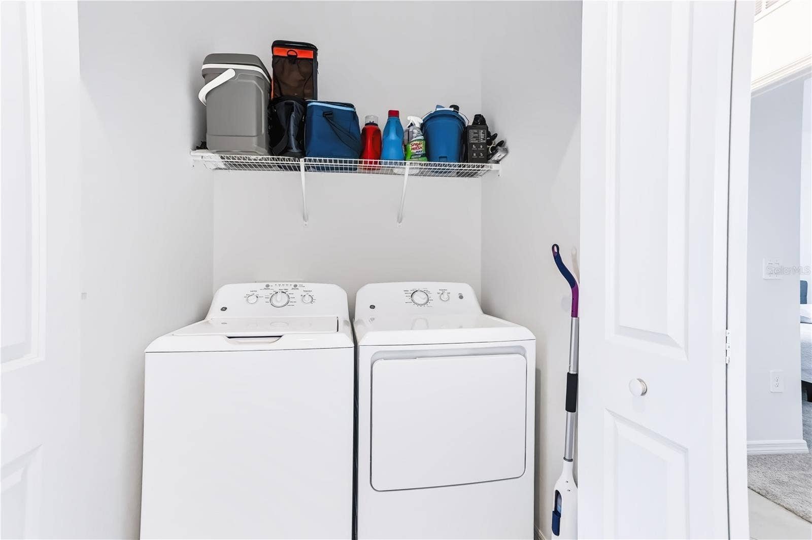 17600 OPAL SAND DRIVE, #402, Venice, FL 34293 Laundry Area