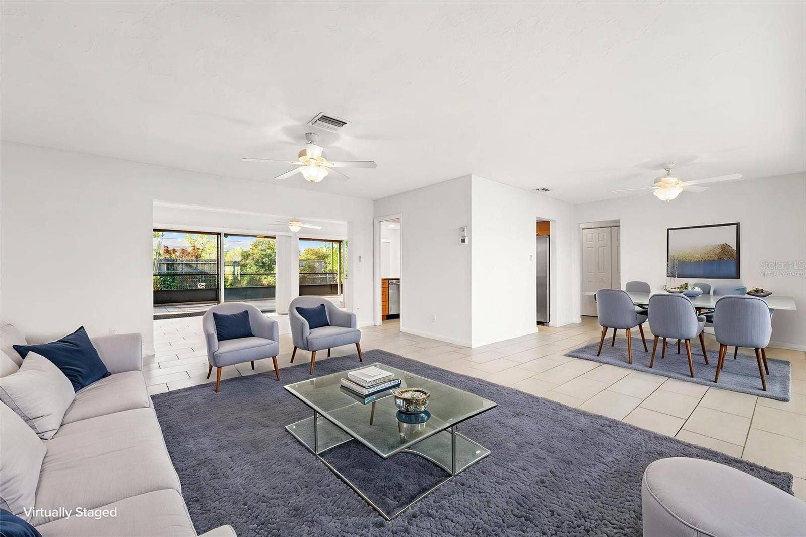 512 GLEN OAK ROAD, Venice, FL 34293 Virtually staged main living space