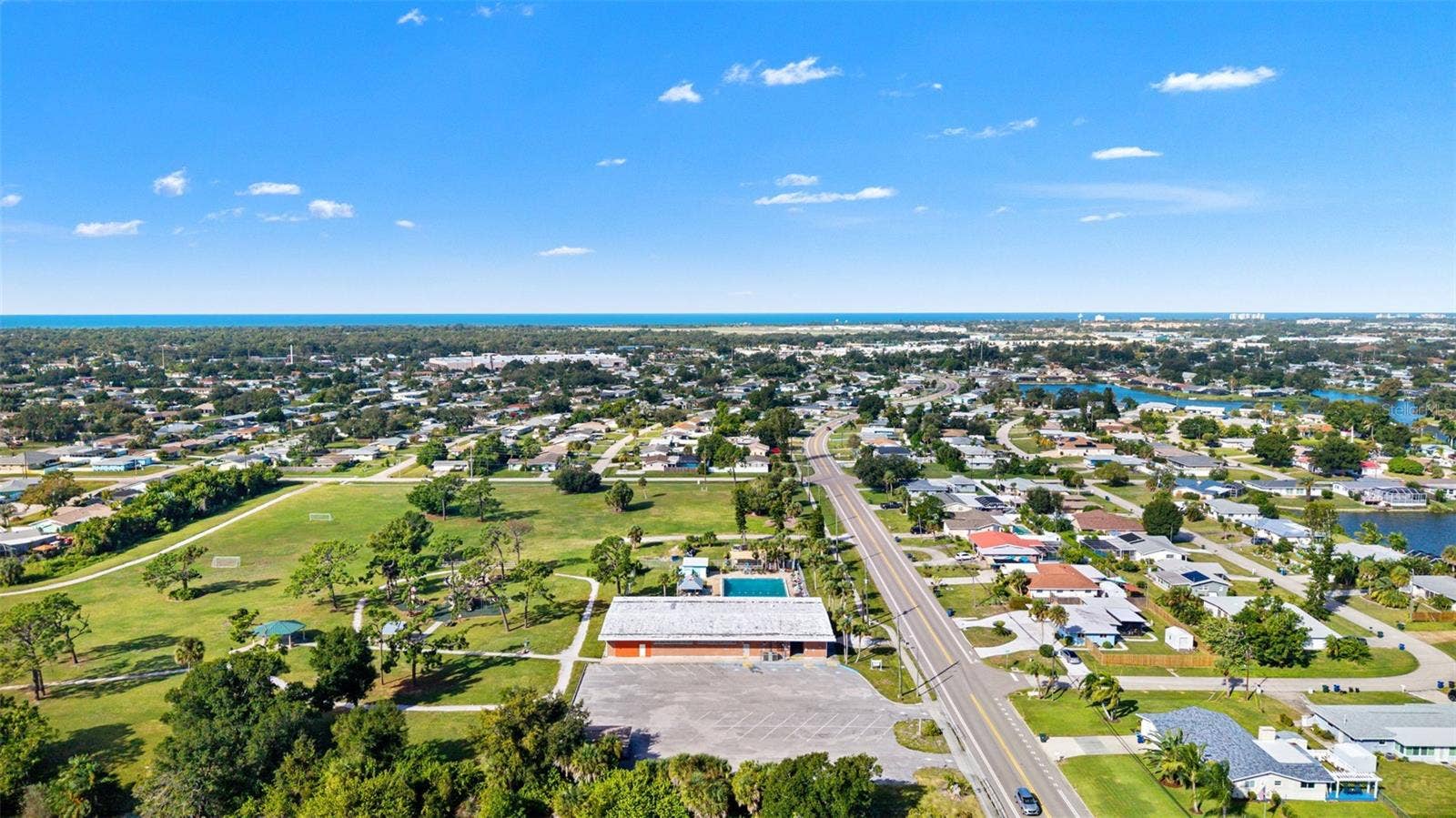 512 GLEN OAK ROAD, Venice, FL 34293 Venice Gardens Civic Center and community pool (optional membership), Venice Gardens Park (county) with Gulf in background