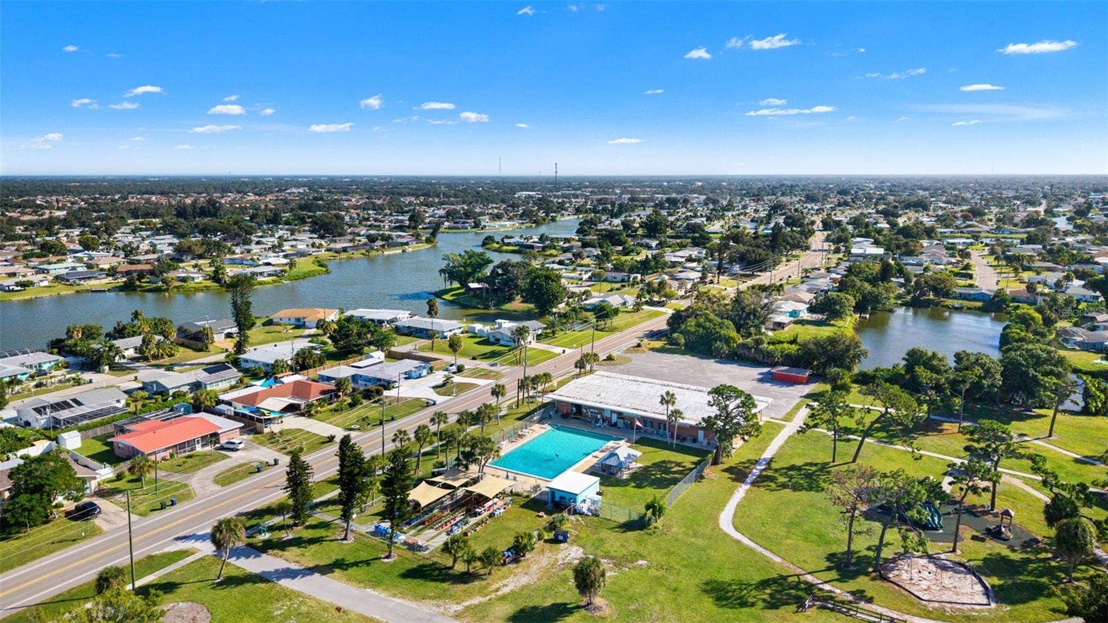 512 GLEN OAK ROAD, Venice, FL 34293 Venice Gardens Civic Center
