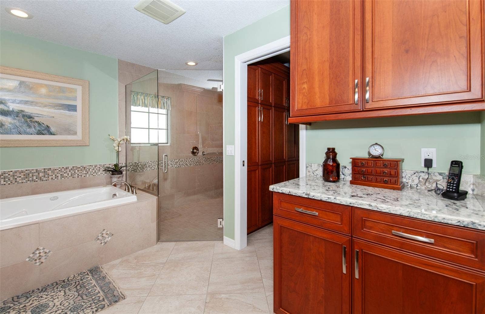 810 CARNOUSTIE DRIVE, Venice, FL 34293 810 CARNOUSTIE DRIVE, Venice, FL 34293