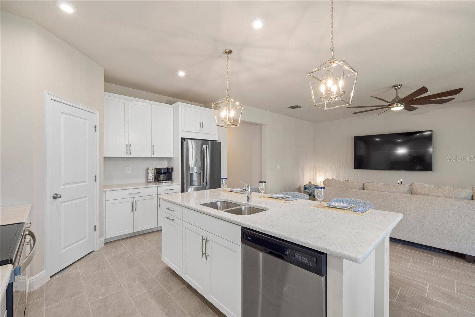11925 BOHEMIAN PLACE, Venice, FL 34293 Kitchen