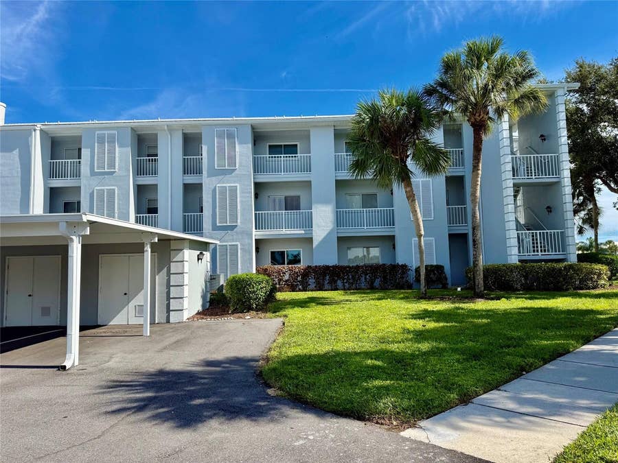 Property photo for 408 CERROMAR CIRCLE S, #236, Venice, FL