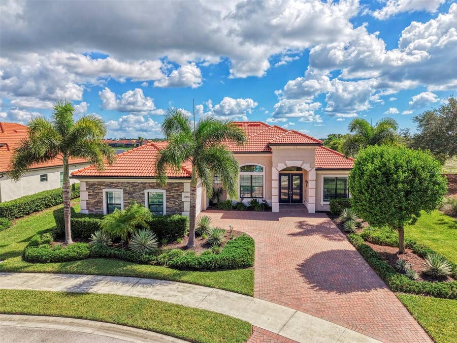Property photo for 10800 WHISK FERN DRIVE, Venice, FL