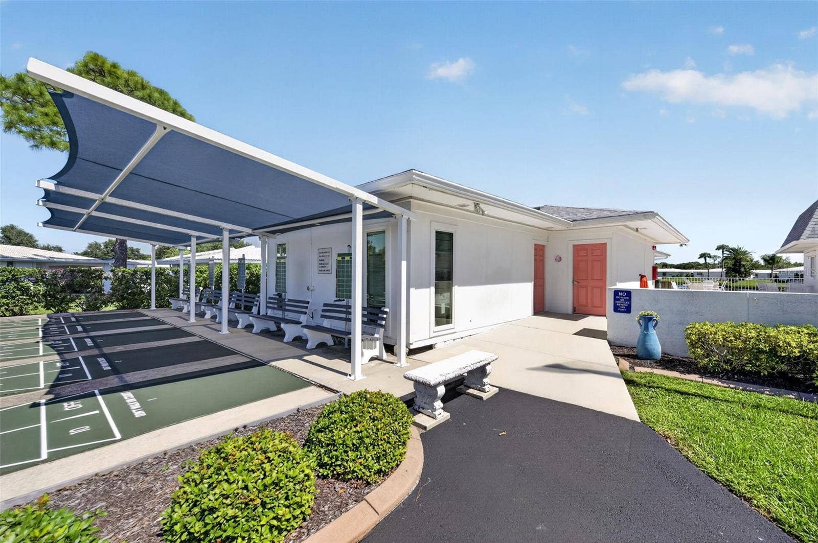 82 CIRCLEWOOD DRIVE, #A3-4, Venice, FL 34293 82 CIRCLEWOOD DRIVE, #A3-4, Venice, FL 34293