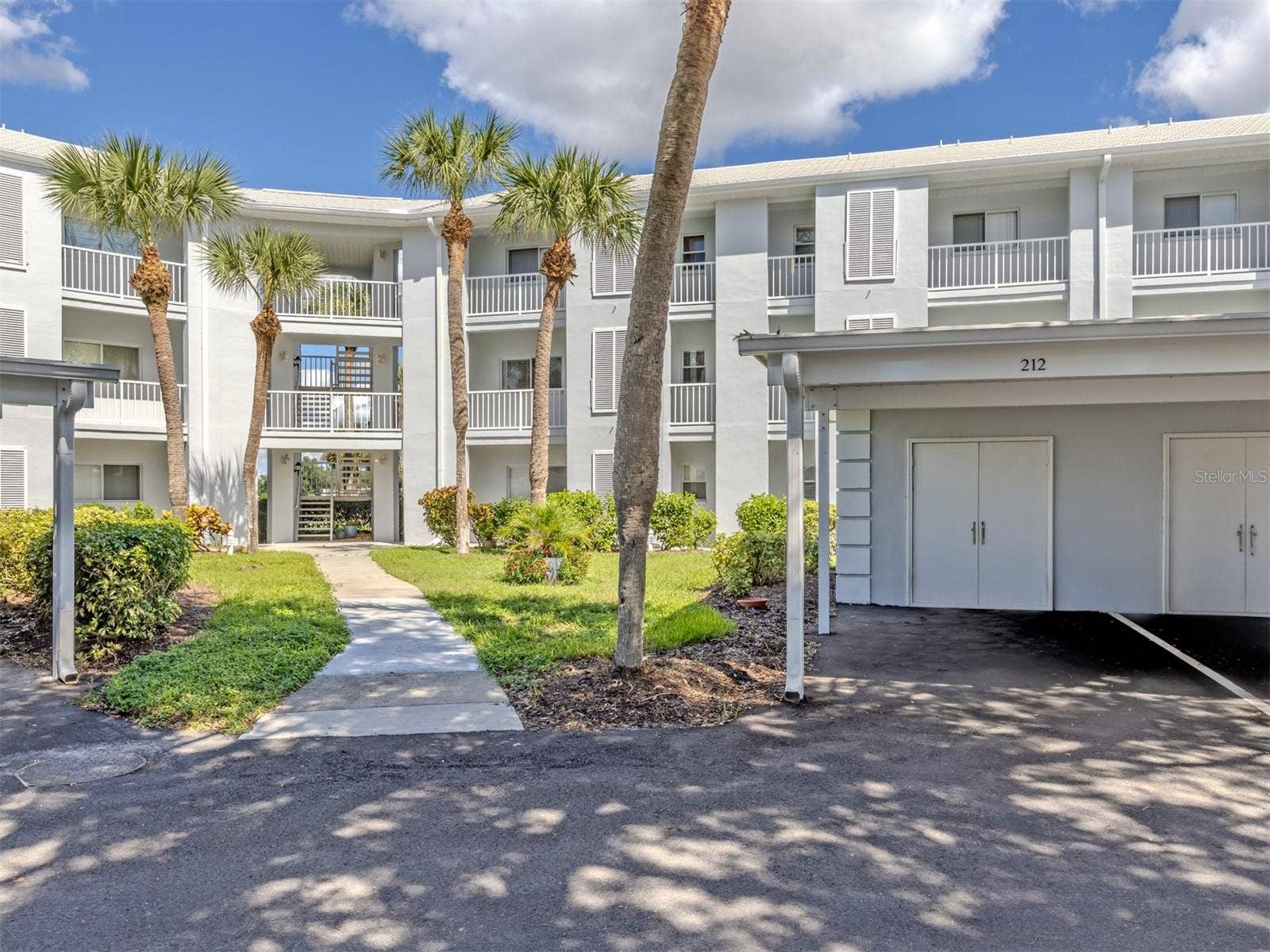 404 CERROMAR CIRCLE N, #212, Venice, FL 34293