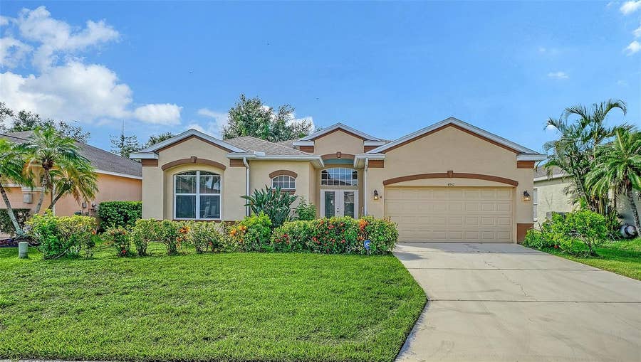 Property photo for 4942 OLDHAM STREET, Sarasota, FL