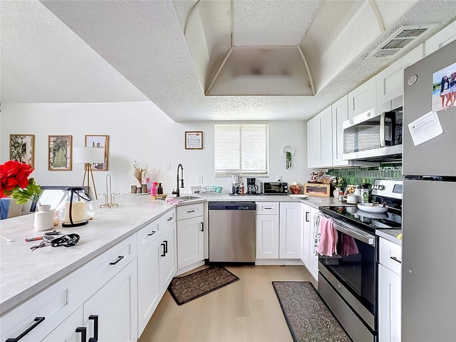 804 66TH AVENUE W, Bradenton, FL 34207