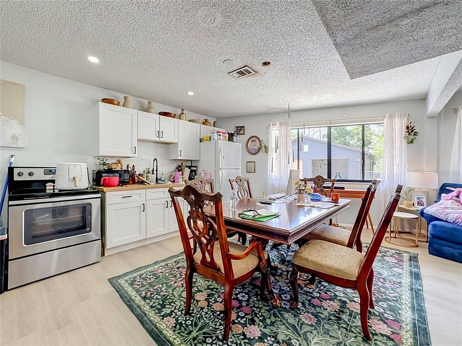 804 66TH AVENUE W, Bradenton, FL 34207