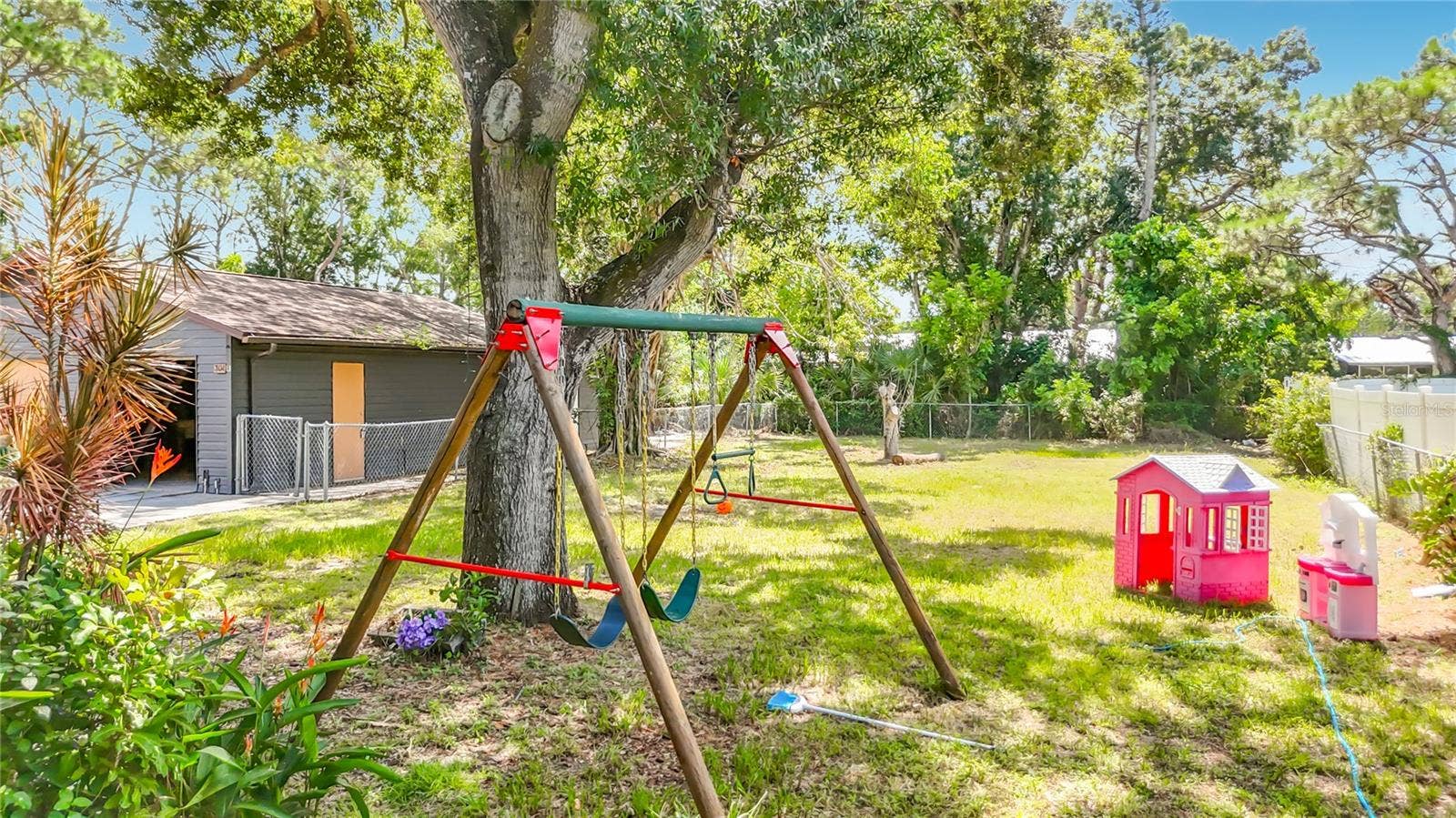 804 66TH AVENUE W, Bradenton, FL 34207