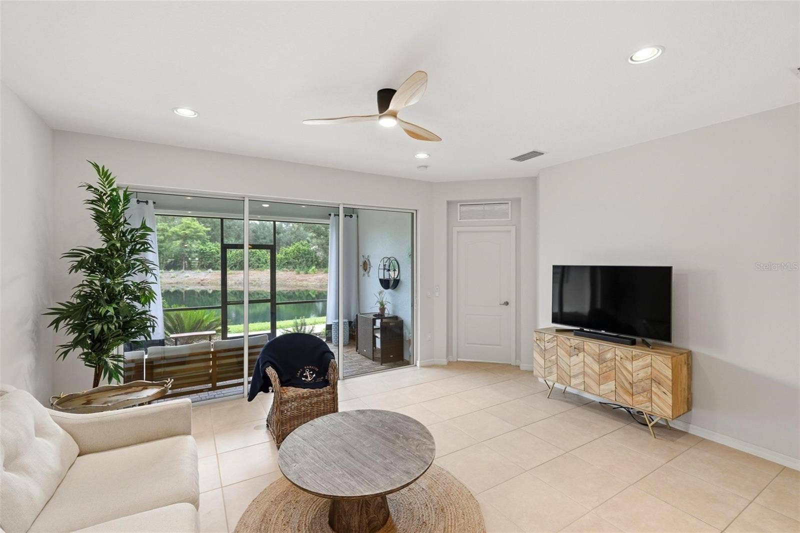 10828 LERWICK CIRCLE, Englewood, FL 34223 Living Room