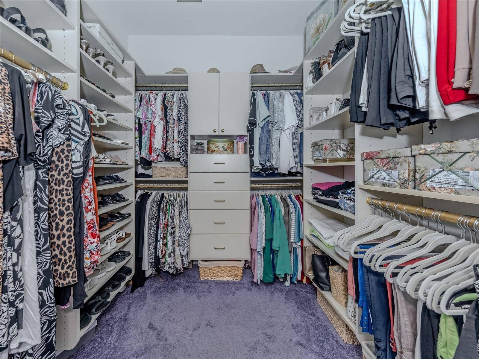 20684 CAPELLO DRIVE, Venice, FL 34292 California organized Walk in Closet