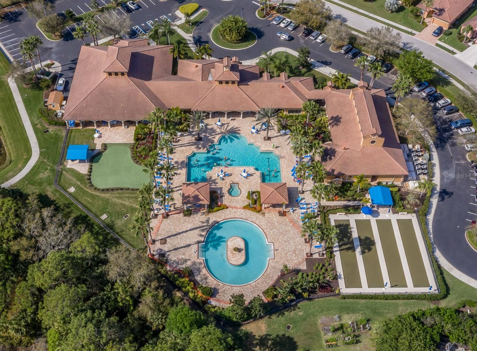 20684 CAPELLO DRIVE, Venice, FL 34292 Airel Vews of the Amenites Center