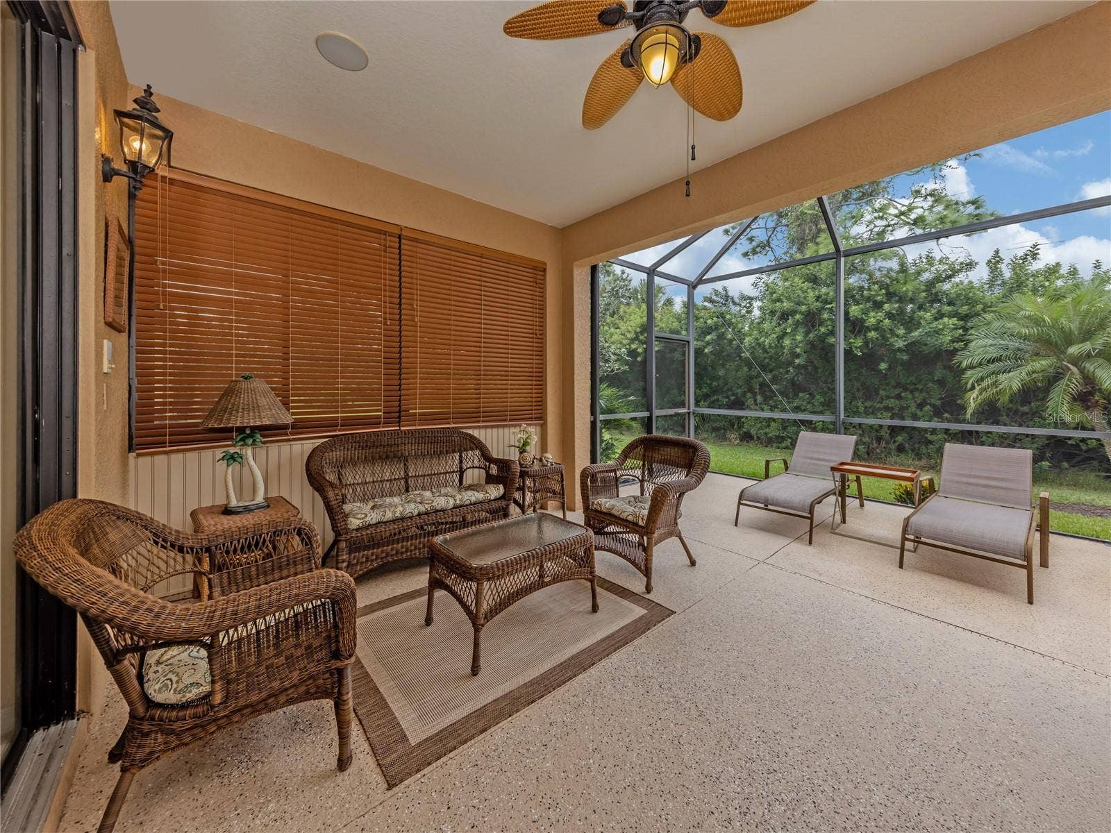 20684 CAPELLO DRIVE, Venice, FL 34292 Extended Lanai with privacy wall & window