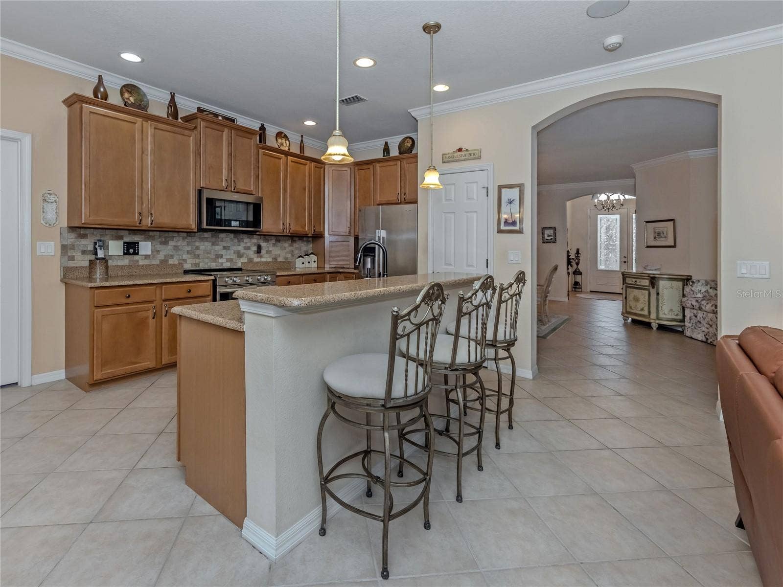 20684 CAPELLO DRIVE, Venice, FL 34292 Kitchen with breakfast bar
