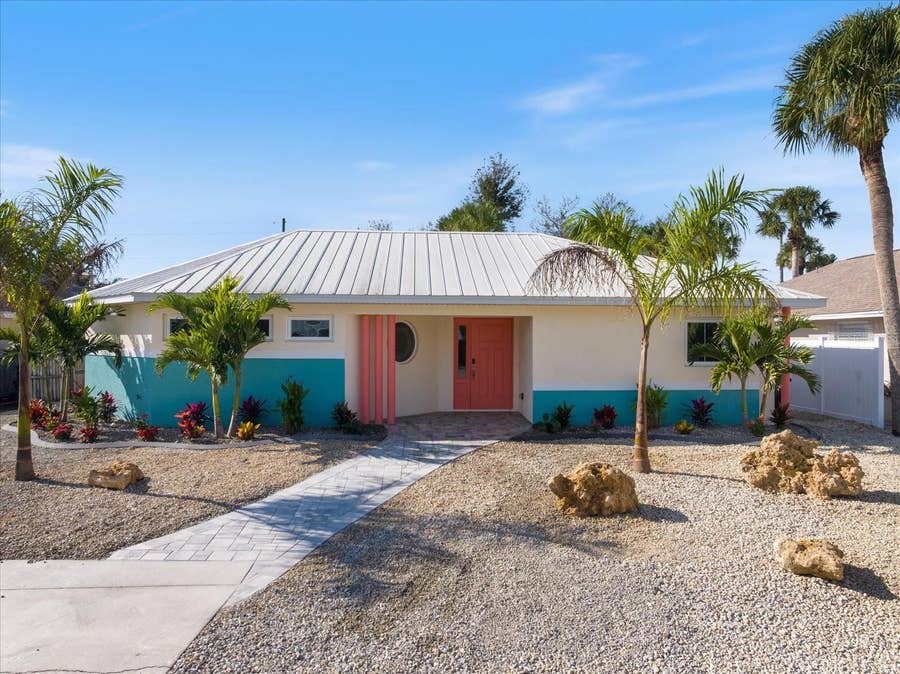 Property photo for 842 GUILD DRIVE, Venice, FL