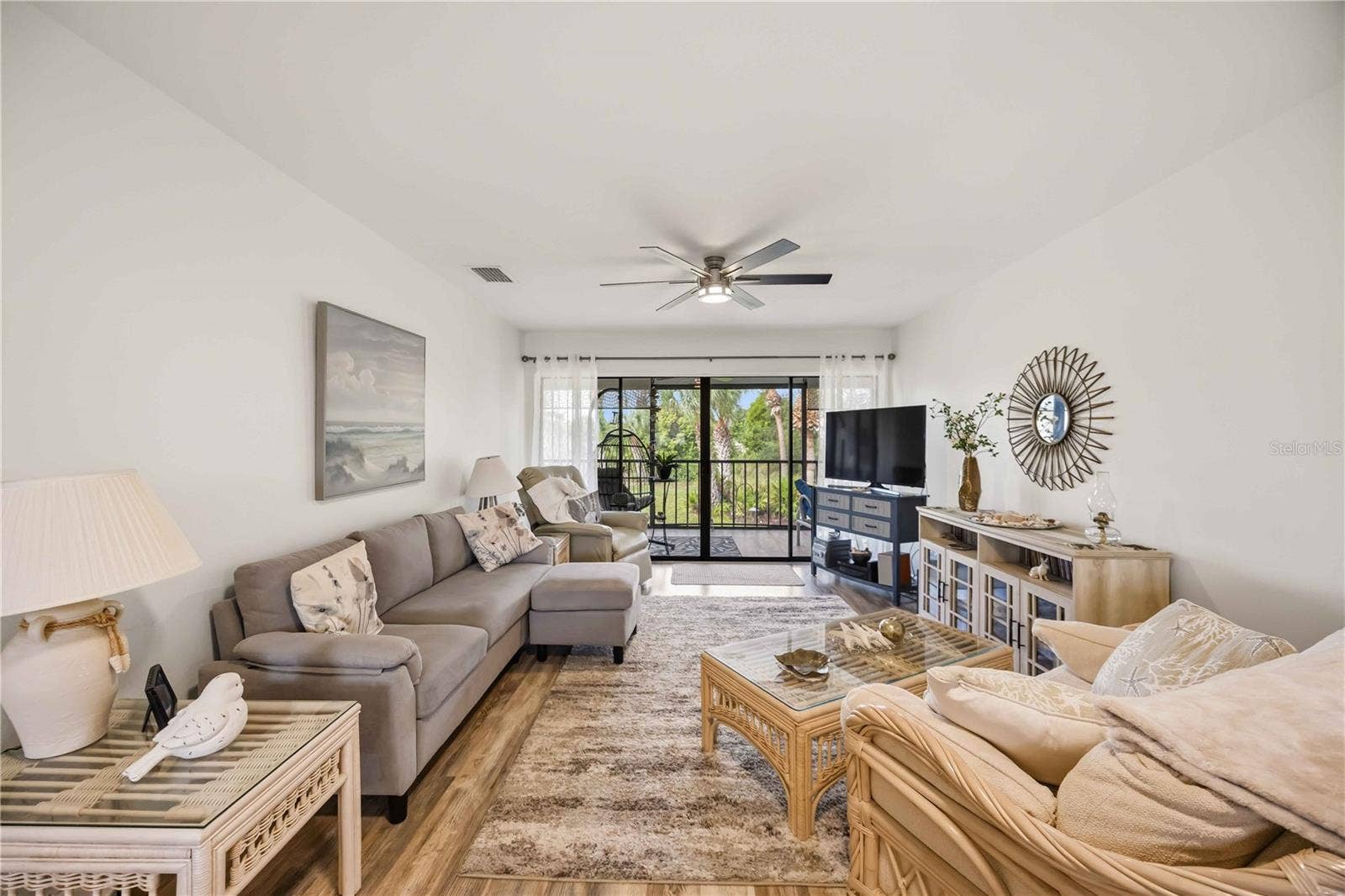 4260 PLACIDA ROAD, #17A, Englewood, FL 34224 spacious living room