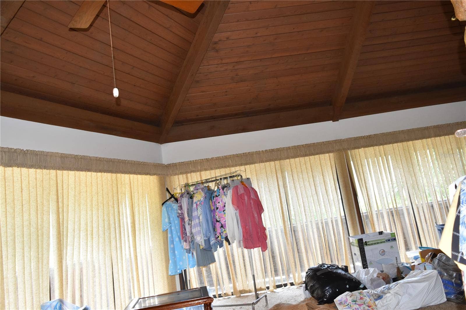 8475 MANASOTA KEY ROAD, Englewood, FL 34223 Living room