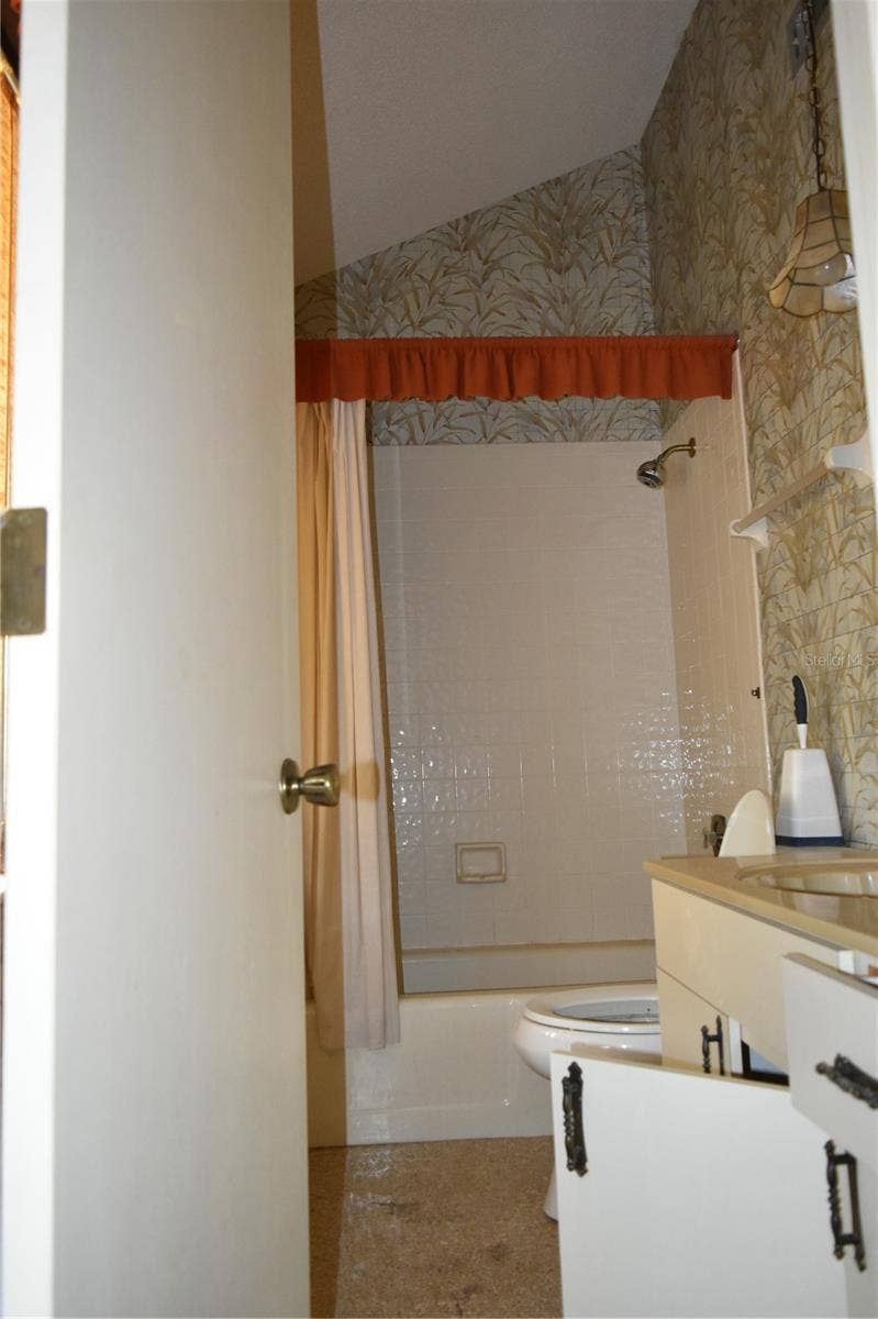 8475 MANASOTA KEY ROAD, Englewood, FL 34223 Bath 1