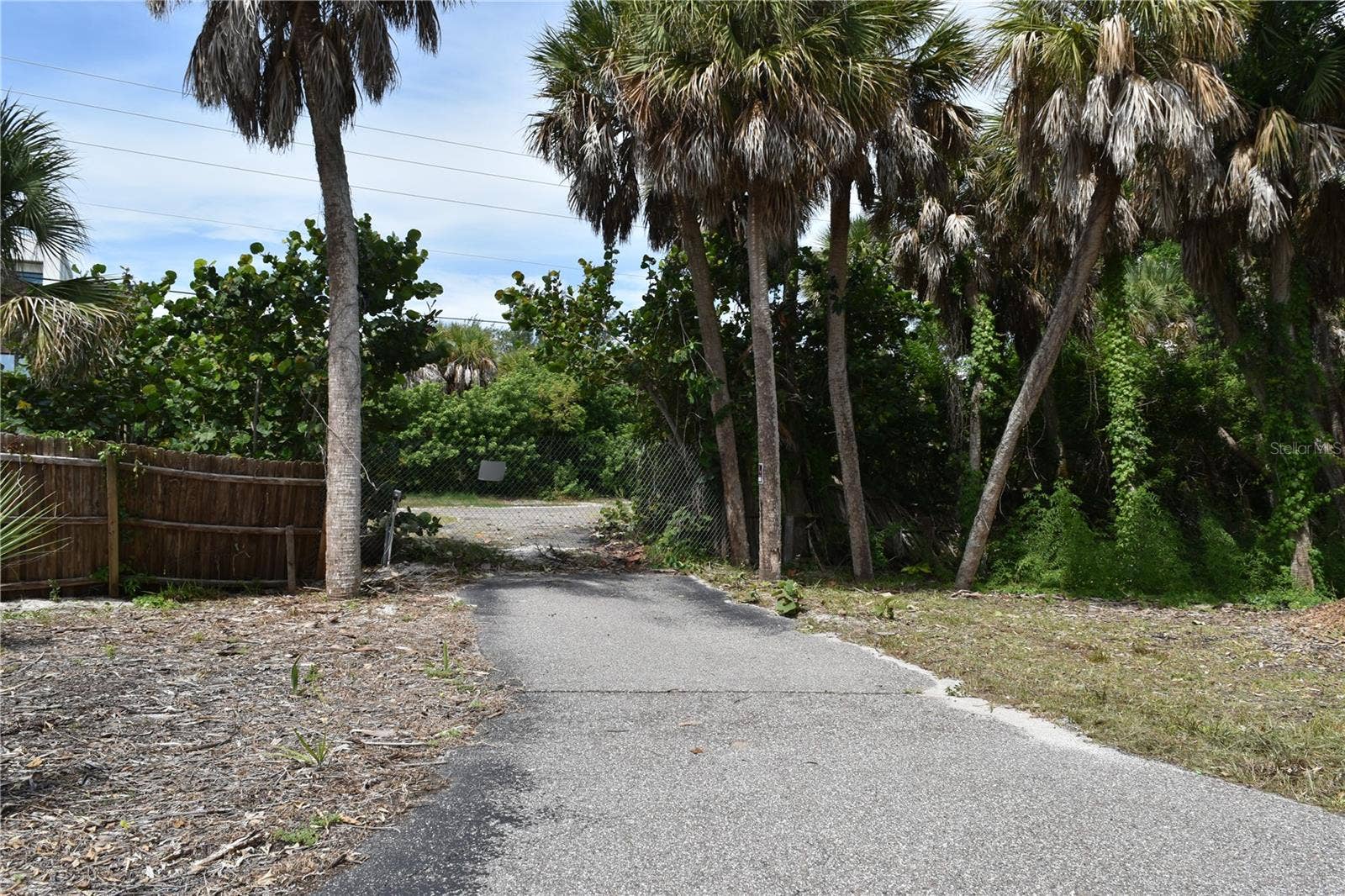 8475 MANASOTA KEY ROAD, Englewood, FL 34223 8475 MANASOTA KEY ROAD, Englewood, FL 34223