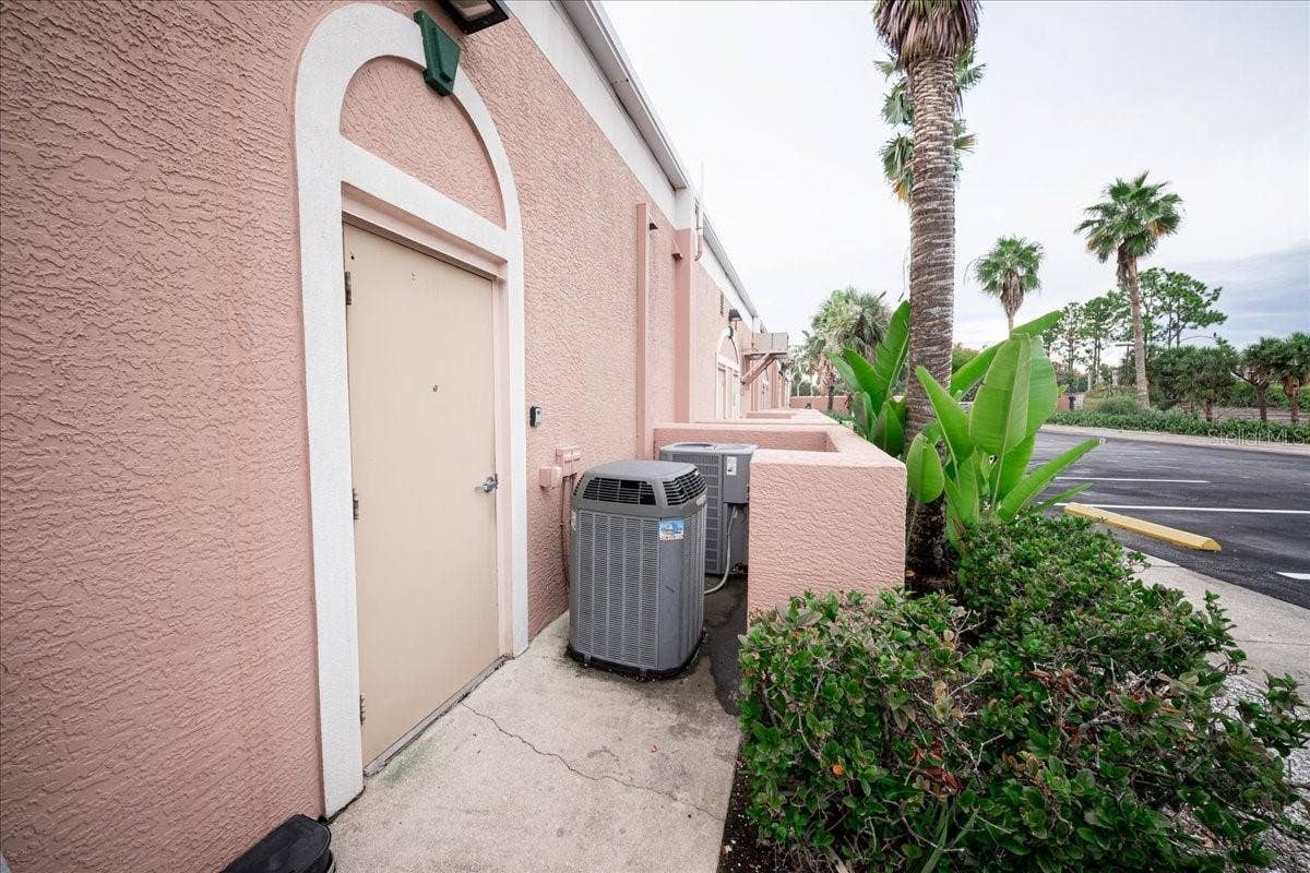 1740 E VENICE, #19, Venice, FL 34292