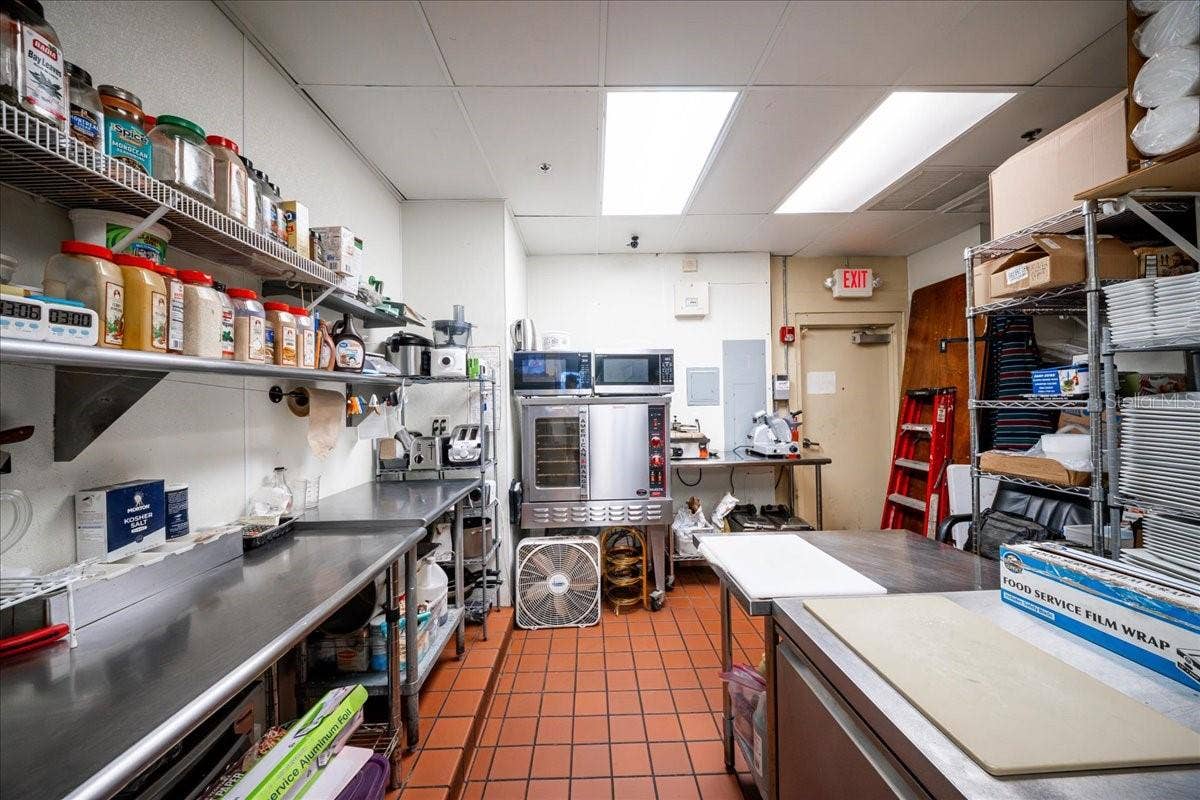 1740 E VENICE, #19, Venice, FL 34292