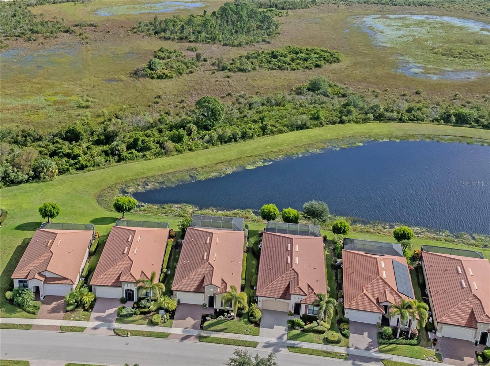 10422 MEDJOOL DRIVE, Venice, FL 34293