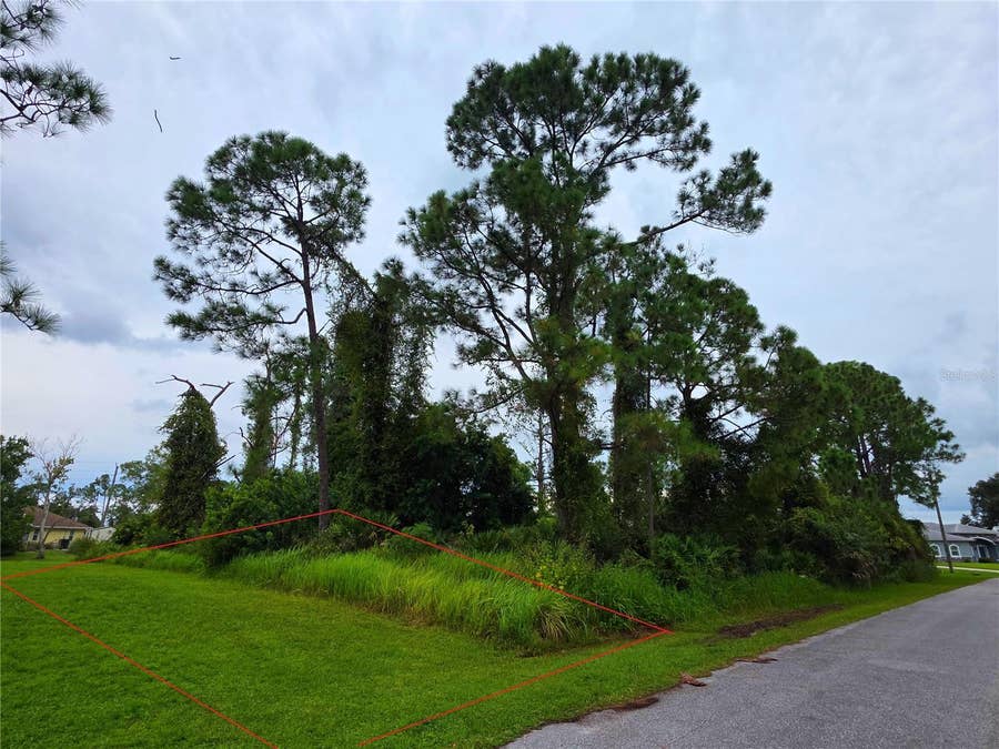 Property photo for RENAULT CIRCLE, North Port, FL