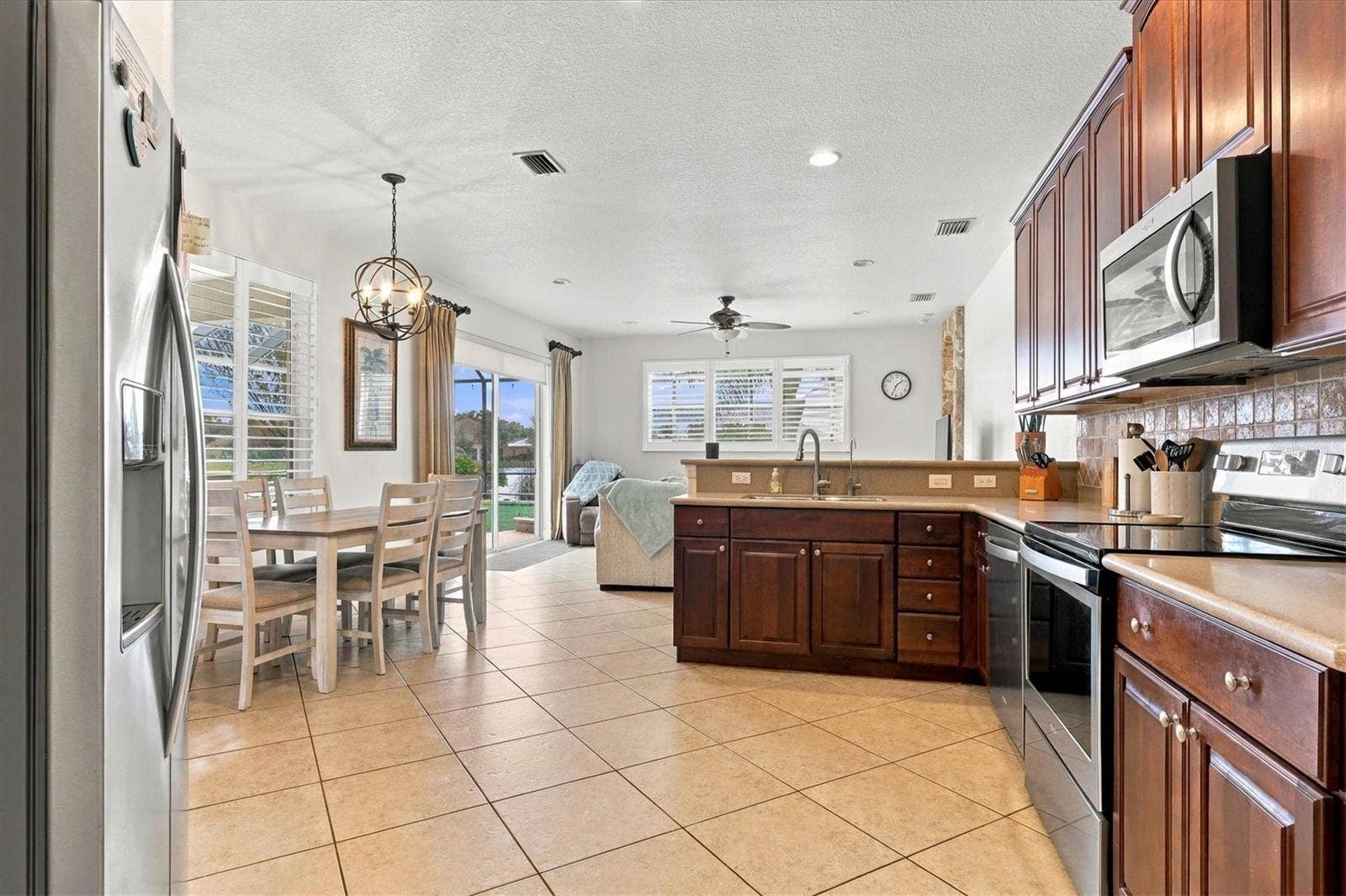 2213 MESIC HAMMOCK WAY, Venice, FL 34292 2213 MESIC HAMMOCK WAY, Venice, FL 34292