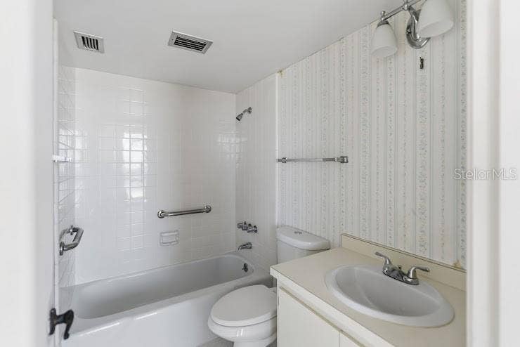 4485 GULF OF MEXICO DRIVE, #402, Longboat Key, FL 34228 4485 GULF OF MEXICO DRIVE, #402, Longboat Key, FL 34228