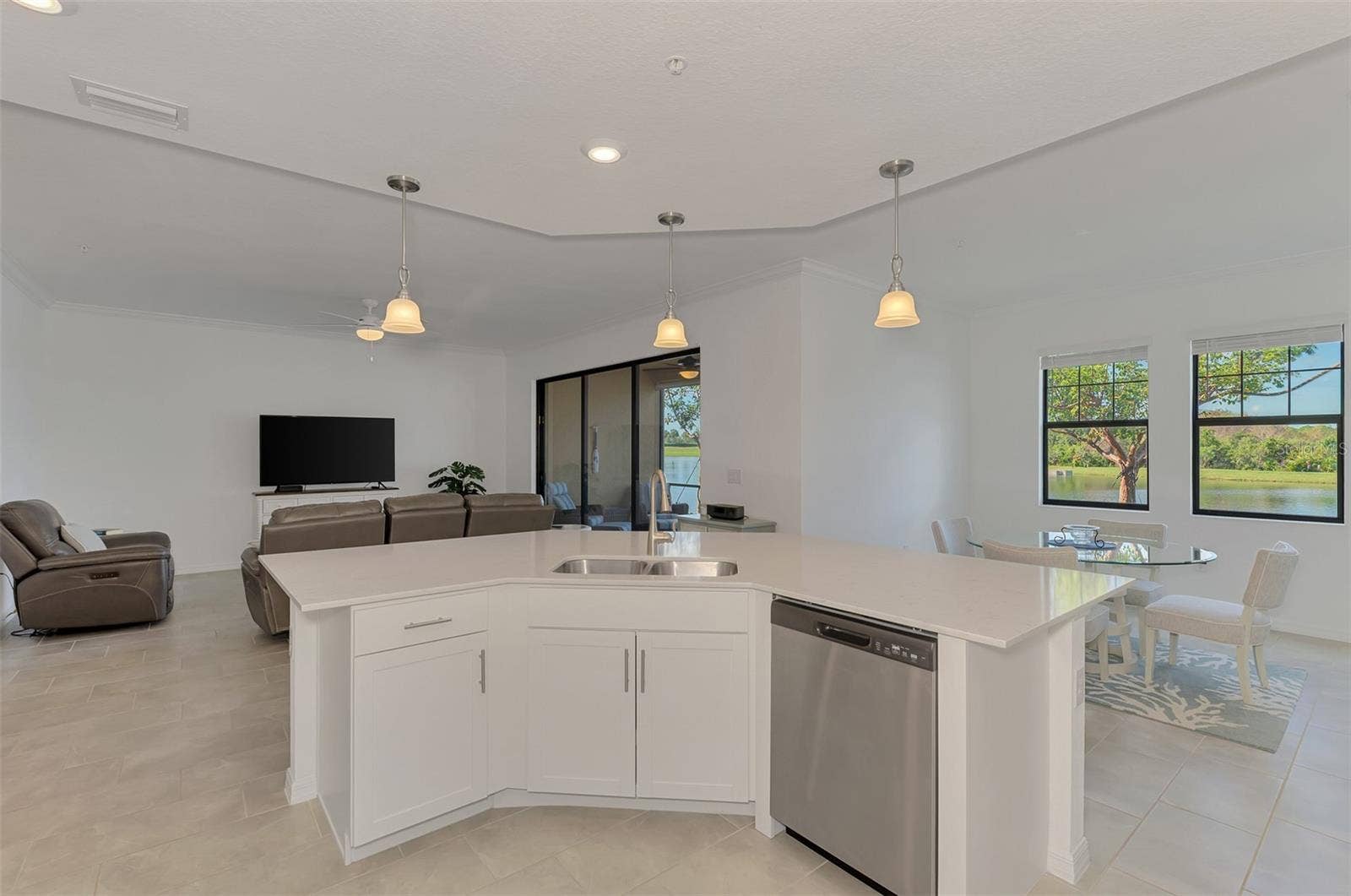 Kitchen island