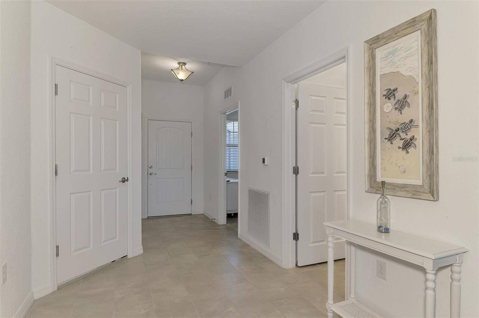 Entry way