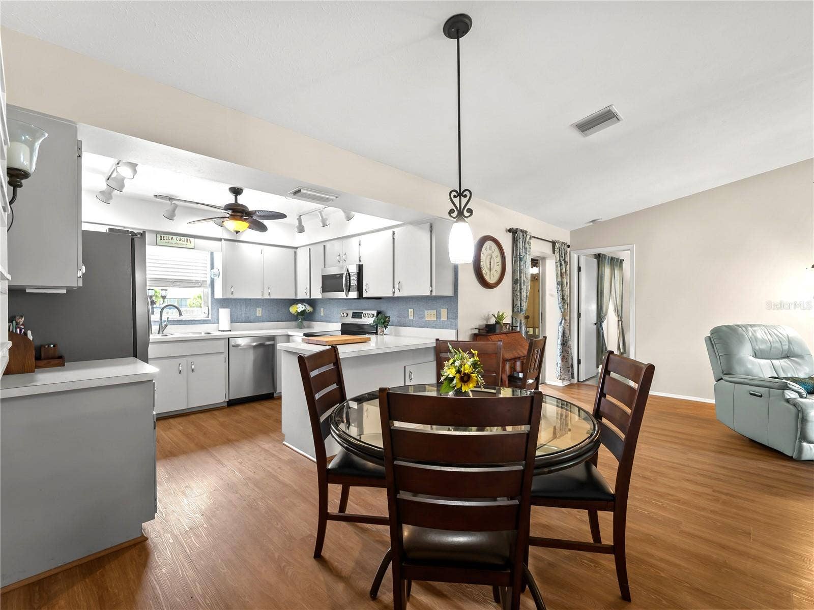 1477 HUDSON ROAD, Venice, FL 34293 Open to kitchen and living room