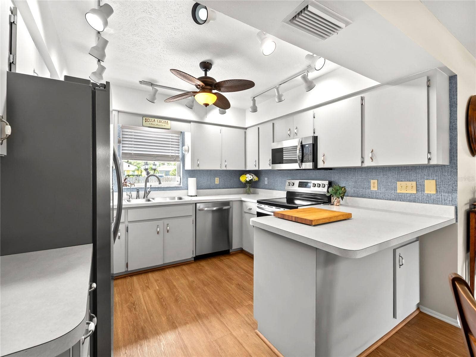 1477 HUDSON ROAD, Venice, FL 34293 Kitchen