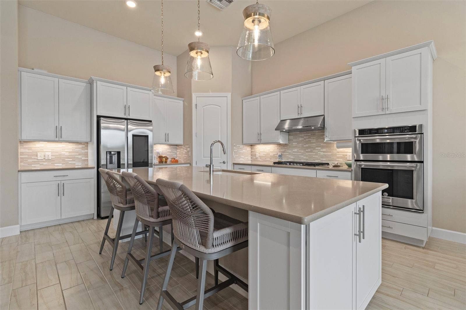 11717 GOLDEN BAY PLACE, Bradenton, FL 34211 11717 GOLDEN BAY PLACE, Bradenton, FL 34211