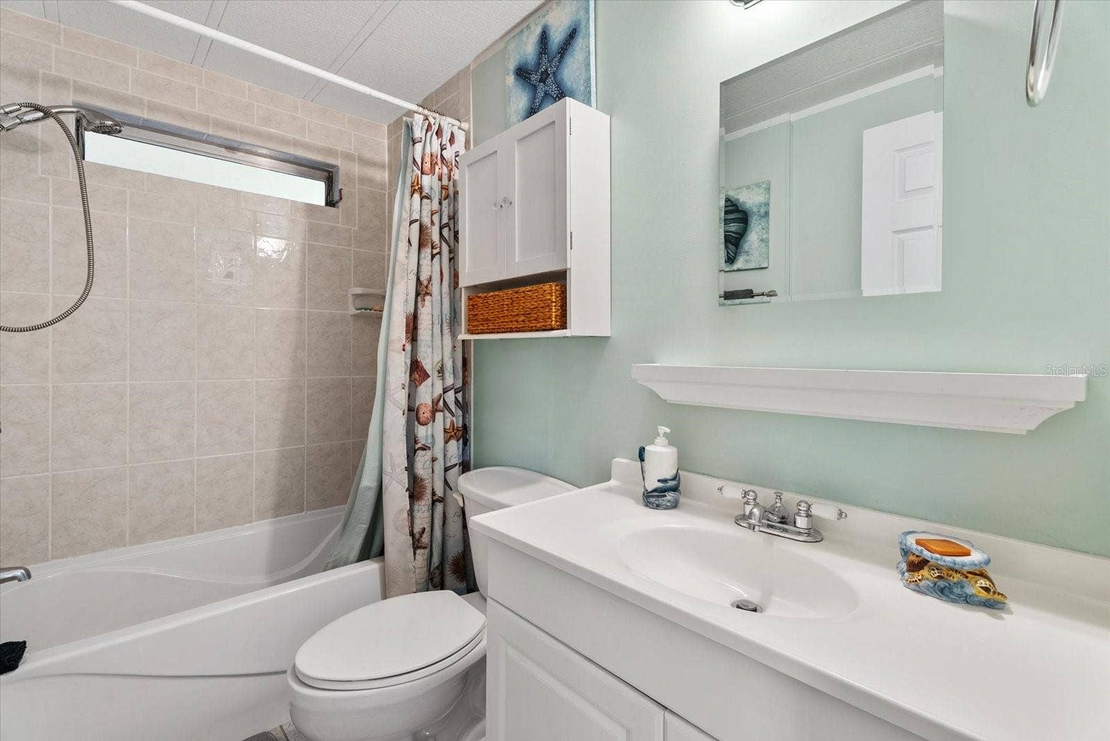 560 FAIRMOUNT DRIVE, North Port, FL 34287 560 FAIRMOUNT DRIVE, North Port, FL 34287