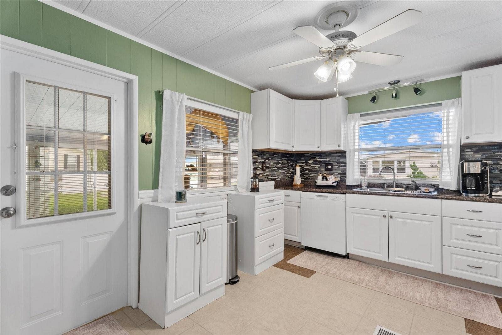 560 FAIRMOUNT DRIVE, North Port, FL 34287 560 FAIRMOUNT DRIVE, North Port, FL 34287